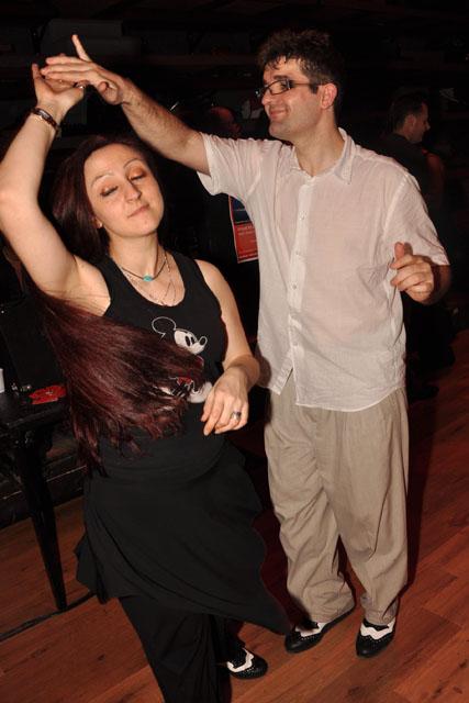 min 2011 02 06 station danse 159
